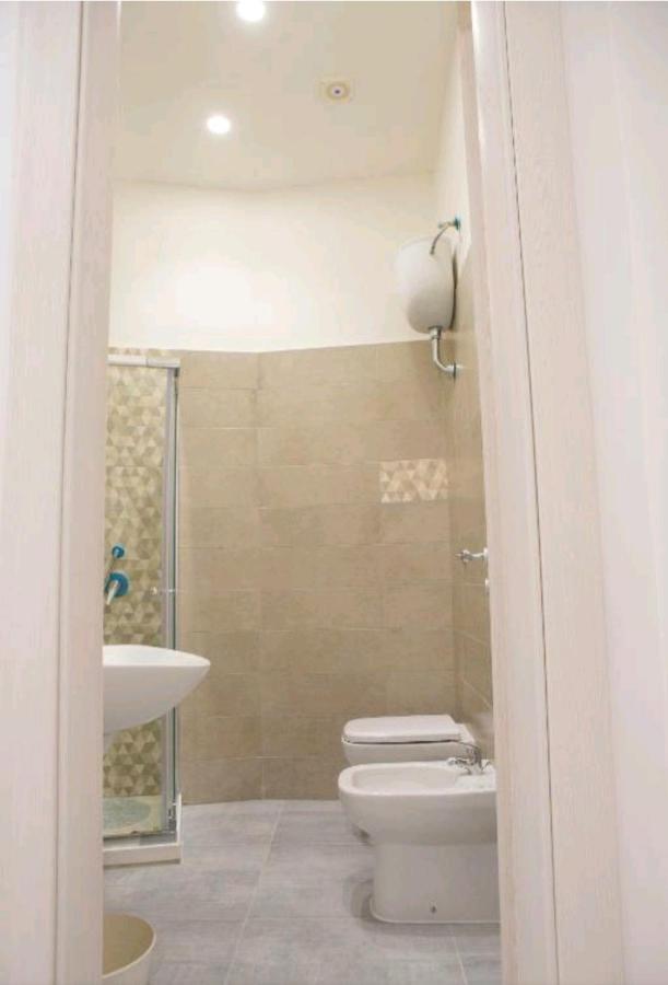 نابولي Brighter'S Room المظهر الخارجي الصورة