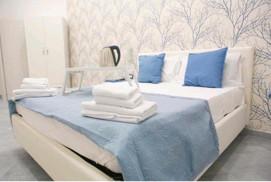 نابولي Brighter'S Room المظهر الخارجي الصورة