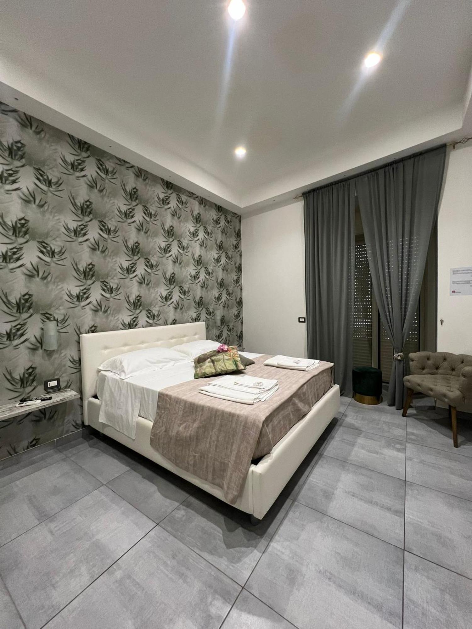 نابولي Brighter'S Room المظهر الخارجي الصورة